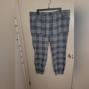 No Boundaries Houndstooth Black White And Gray Plaid Joggers XXXL